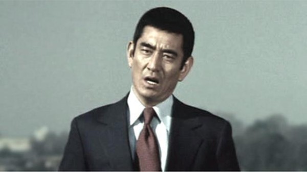 高仓健生平：演艺逆袭、坎坷爱情、孤独终老的一生