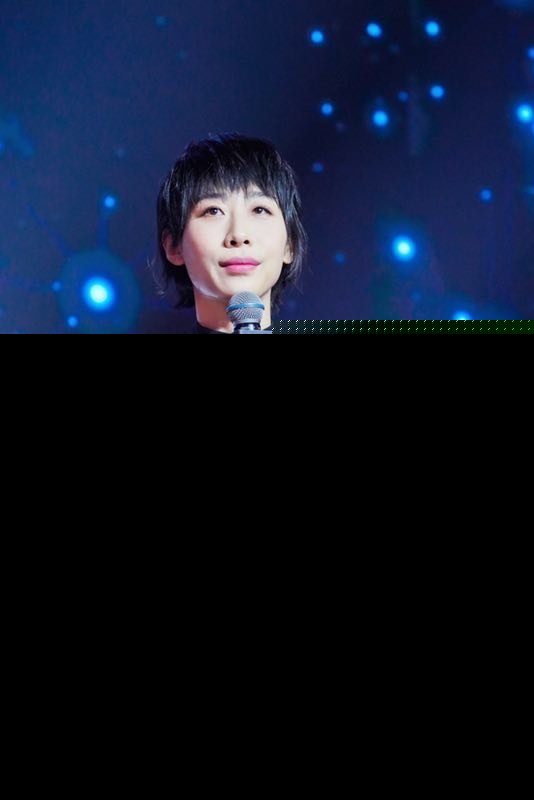 2018腾讯娱乐白皮书内容 蔡徐坤上新人热度第一 baby拍照会美颜
