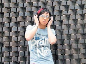 实力新人前景好香港乐坛向偶像说再见? (组图)