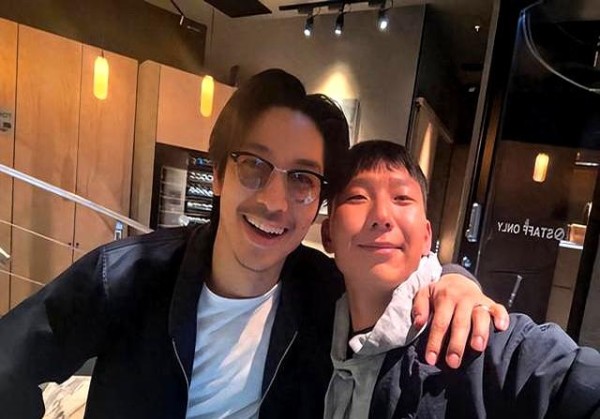 阿如那晒出与黑泽良平合照秀兄弟情 林志玲惊喜出镜状态好