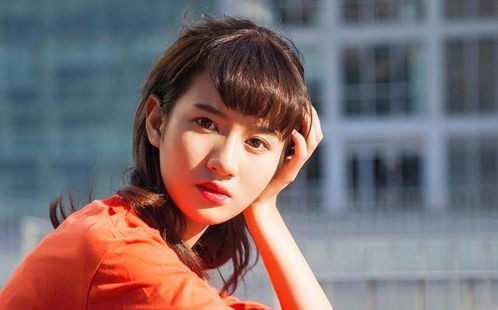 哪个星座女最爱追八卦,对明星绯闻如数家珍?