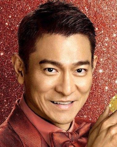 刘德华的一生是一个传奇，生活里的点点经历，和他的不平凡一生