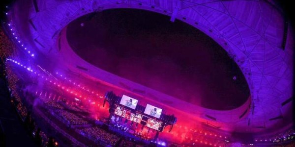 华晨宇接受法师称号：一个音乐魔法师的成长历程(图2)