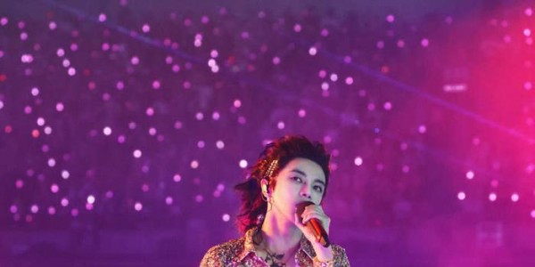华晨宇接受法师称号：一个音乐魔法师的成长历程(图6)