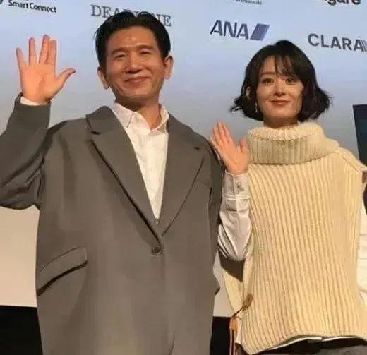 赵丽颖被曝新恋情，男方是导演赵德胤，网友：没有冯绍峰长得好看
