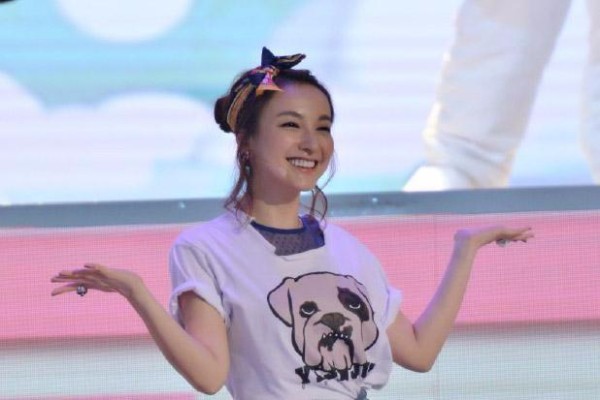 热搜惩罚的都是些小艺人 吴昕郑爽杨幂等这些专业户都隐形了吗？