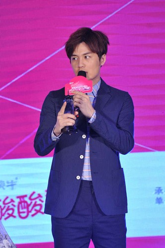 灿烂春日 吴克群李霄云何洁助阵《TOP排行榜》