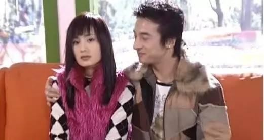 杨幂的出道作品是这部, 相比那时候她的现在演技已经提升很多了