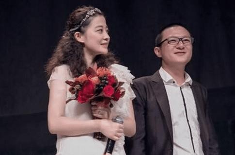盘点儿女在自己婚礼上当花童的10对明星夫妻: 最后两对让人感动
