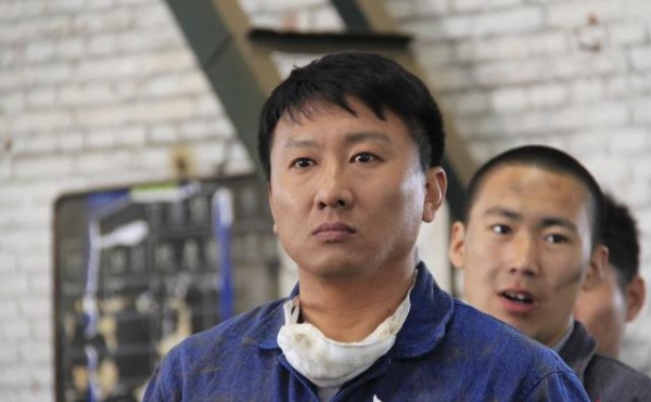 演艺圈竞争到底多残酷？他到了四十岁无戏拍，居然待业零收入三年