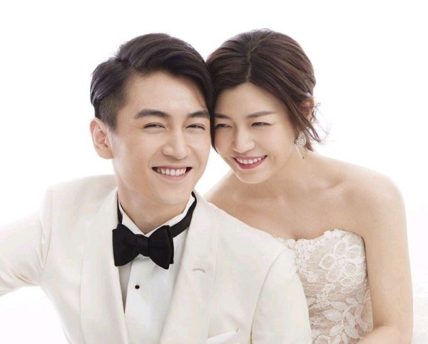 姐妹们，5对甜蜜的姐弟恋明星夫妻，磕起来