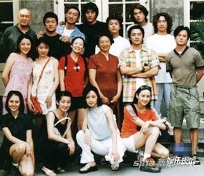 《娱乐现场》独家调查表演系毕业生成名有多难