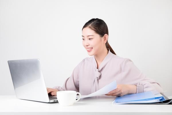 许嵩的人生履历图：从音乐才子到职场精英的职业生涯分析 图2