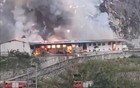 广西一鞭炮仓库爆炸，上千平方仓库被引燃