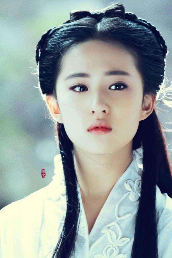 那些演过小龙女的女星们,刘亦菲最仙气,李若彤受欢迎, 她搞笑