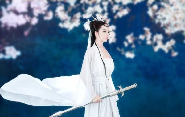 演过小龙女的演员，每一个都是天仙，你认识几个？