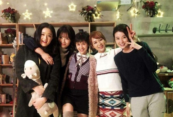 刘涛高调祝福杨紫，却忘了同天生日的她，之前明明还亲如闺蜜！