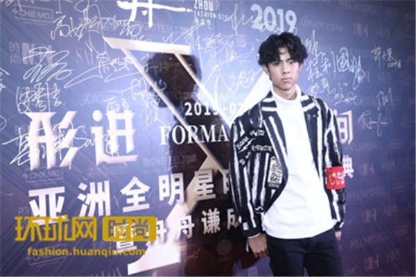 时尚圈新面孔Tiger Qian亮相亚洲全明星时尚颁奖盛典，红毯衣品大盘点