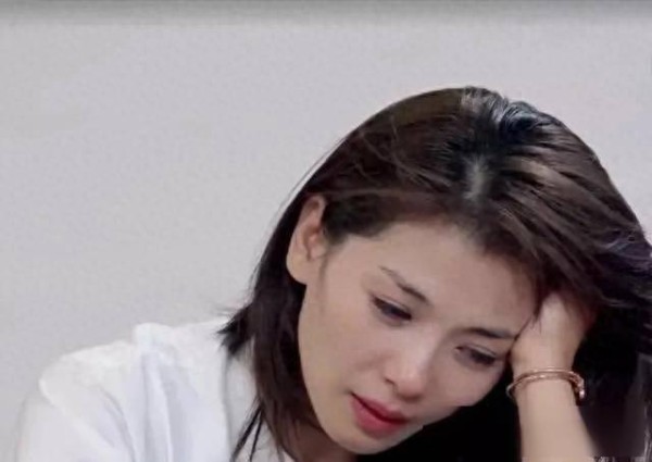 刘涛形象危机：揭开明星光环背后的真实人生
