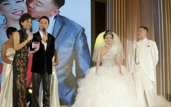 周立波婚礼宾客阵容超强大 黄晓明、李敖儿子、杨澜丈夫任伴郎