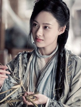 殷离（曹曦月饰演）