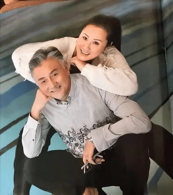 吴岱融：演艺路上的起伏与坚持，困境中绽放光芒