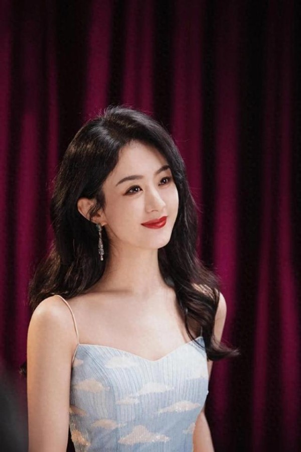赵丽颖：从乡村女孩到娱乐圈明星的励志故事