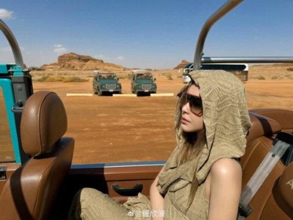 阿娇与女版陈冠希皇甫圣华密友关系升温沙特同游引关注