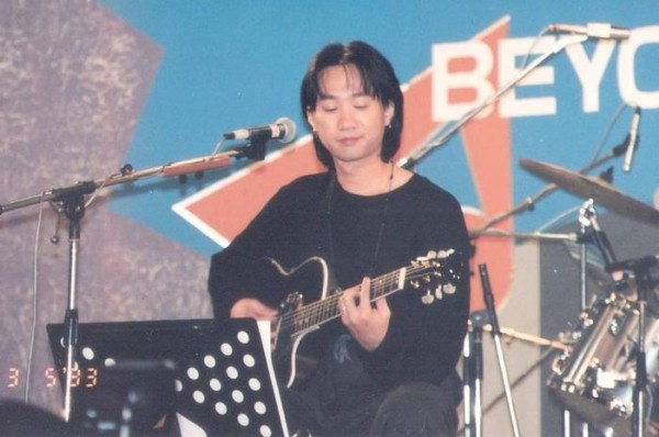 香港五大创作型歌手，许冠杰歌坛屹立40年，家驹丹尼无数人怀念