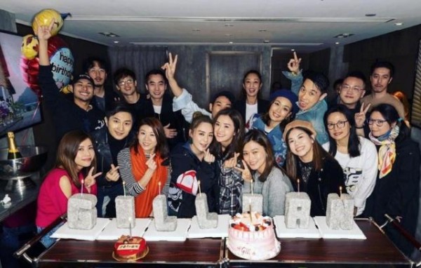 阿娇庆38岁生日与好友合影曝光 阿娇38岁生日会谁参加了？