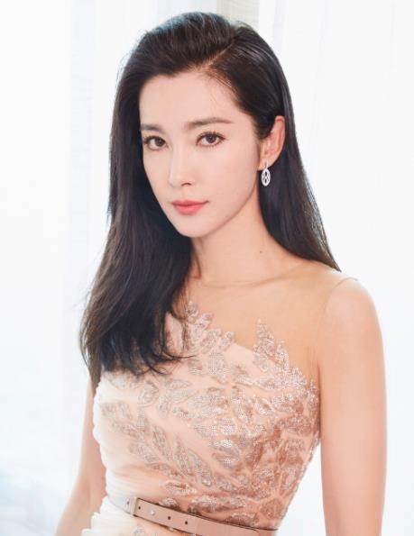 李冰冰的出生日期_李冰冰生肖属什么的？_李冰冰的生辰八字