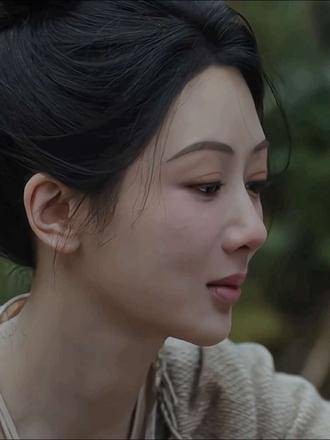 杨紫的每个角色,仿佛都是从那个时代走来的一般!