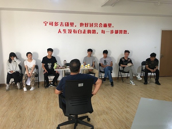 师生互动.jpg