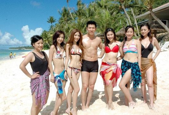 《巅峰时代》众女星泳装入境黄少祺艳福不浅