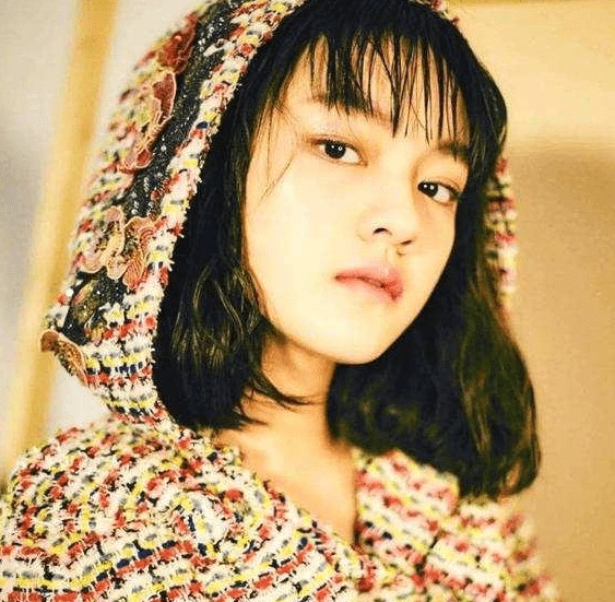 14岁的她就获金马奖女配，如今放飞自我却引争议