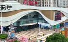 接盘万达广场，刘强东拉了王健林一把