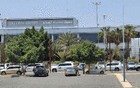 也门萨那国际机场遭以军空袭，一架民航客机被炸毁
