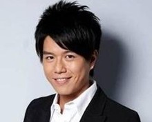 李易