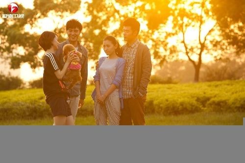 《爱情自有天意》画面唯美