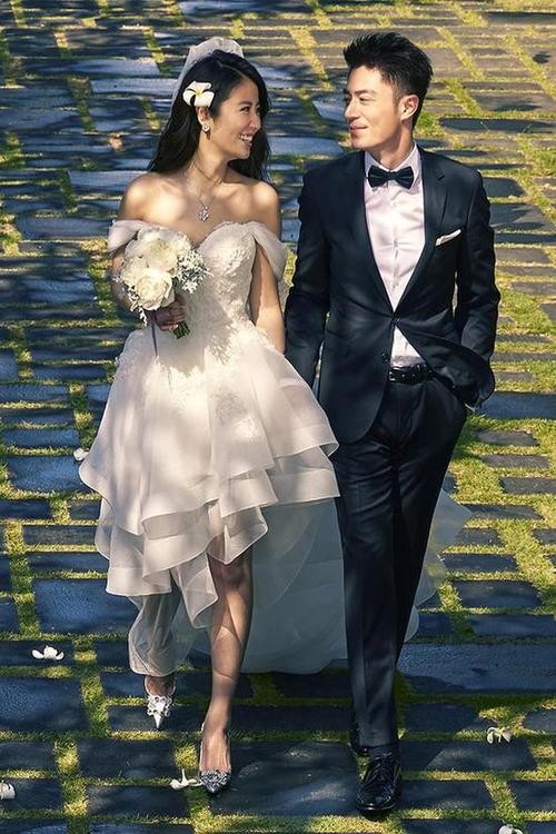 林心如的老公结婚照,林心如和谁结(林心如跟谁结的婚)