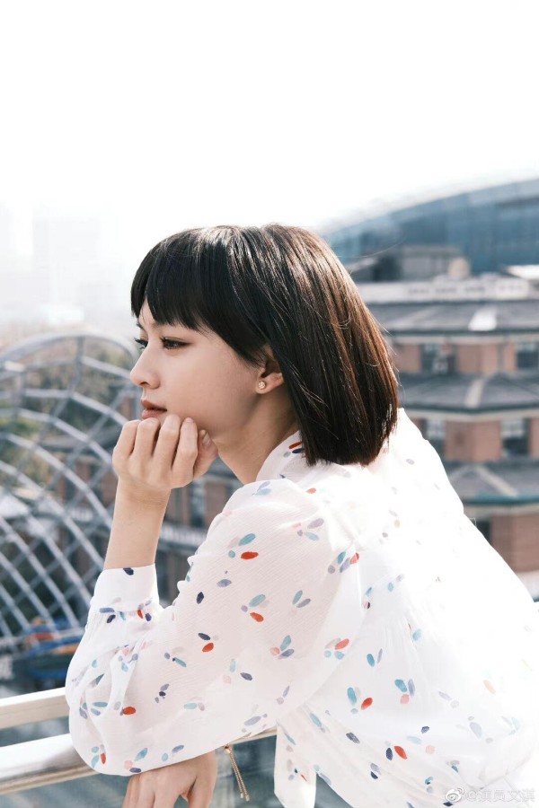 文淇：不美貌的女演员娱乐圈生存指南