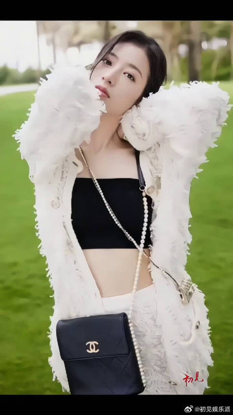 周雨彤安徽，中国女演员，不仅人长的漂亮，演技也超级棒
