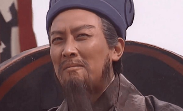 郭嘉和孔明相比谁更厉害？演义早已给出暗示，只不过很多人没看懂