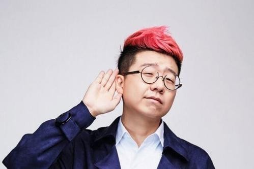 明星工作室发声明辟谣却被“打脸”，网友调侃：打得痛吗？