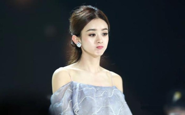 明星工作室发声明辟谣却被“打脸”，网友调侃：打得痛吗？