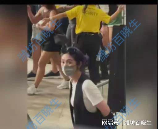 女孩演唱会偶遇杨千嬅：一场奇妙的双向奔赴