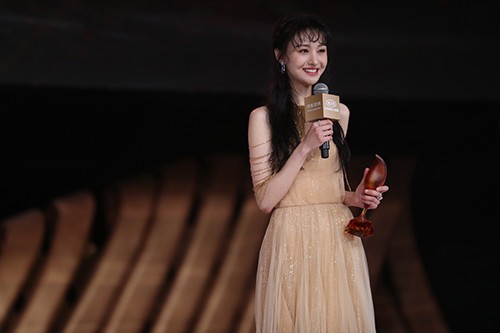 “抖音”获搜狐时尚盛典“年度科技创新” 这个榜单有点不一样 