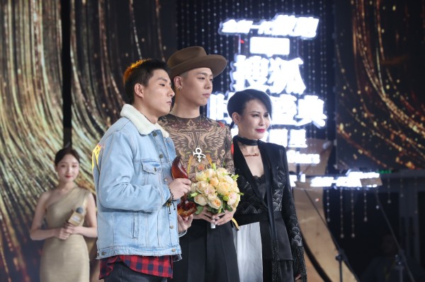 “抖音”获搜狐时尚盛典“年度科技创新” 这个榜单有点不一样 