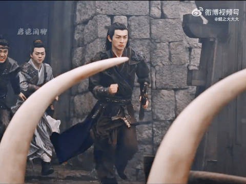 家人们,被杨旭文的“抬剧速度”惊到了!