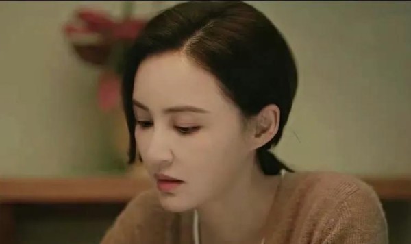 同一人出演《北京爱情故事》和《漂白》，她瘦到让人认不出！